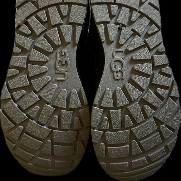 UGG® Kids’ Turlock Waterproof Snow Boot - Picture 2 of 4